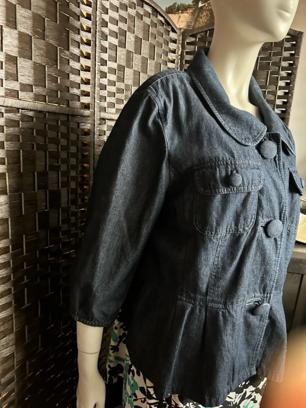 Ann Taylor Dark Denim Button-Front peplum Jacket size 18 - Picture 2 of 10
